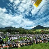 Tausende Trachtler präsentieren ihr Dahoam