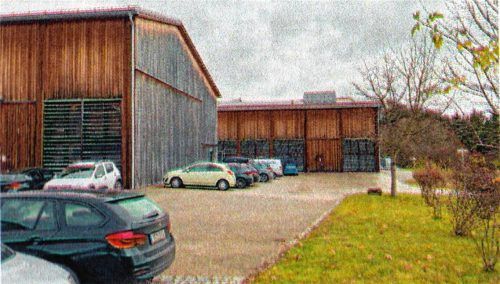 Ein Unternehmen im Gewerbegebiet „Im Grund“ in Hohenthann möchte seine bestehende Halle 8 nach Nordosten erweitern. Fotos Stache