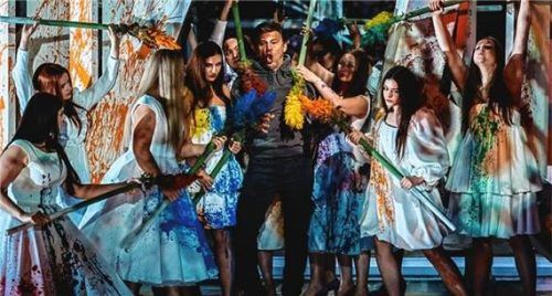 Er singt auch selber: Weltstar Jonas Kaufmann in Wagners „Parsifal“.Foto BENDER