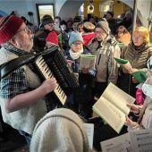 150 Sänger sorgen in Wasserburg für Weihnachtsstimmung
