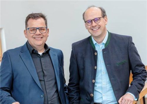 Erwin Winkler (links) verlässt die Salus-Gruppe zum Jahreswechsel. Dr. Florian Block wird alleiniger Geschäftsführer der Herbaria Kräuterparadies GmbH und damit auch der gesamten Salus-Gruppe. Foto herpich