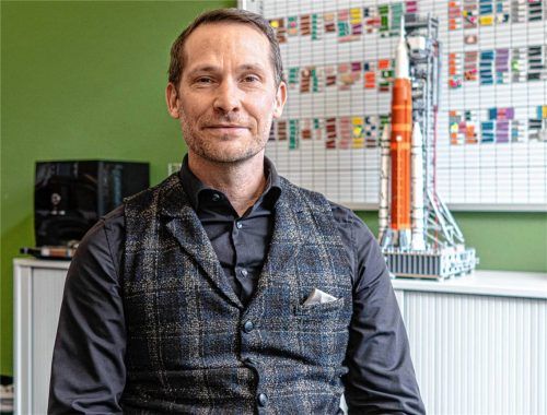 Florian Kubiak ist der neue Rektor der Grund- und Mittelschule in Bad Endorf. Foto Thomae