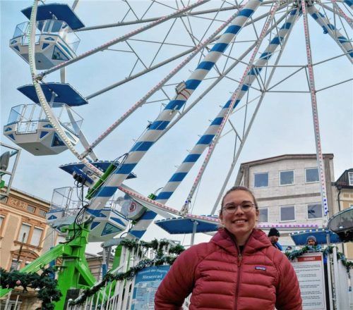 Franziska Hochhäuser sorgt dafür, dass sich das Riesenrad dreht.Foto mischner