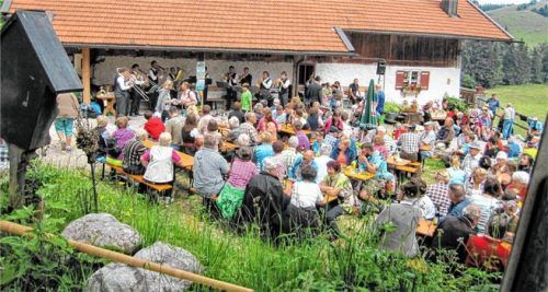 Im Sommer ist die Rachlalm ein beliebtes Ausflugsziel.Foto Archiv Oberkandler