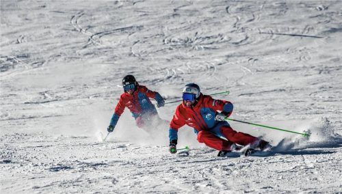 Im Sudelfeld erleben Wintersportler jeden Schwung auf perfekt präparierten Pisten als reines Vergnügen. Foto TOS/Lukas Anzinger