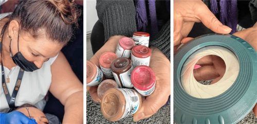 Ina Zierhut ist Spezialistin für Permanent Make-up. Sie sticht Kundinnen, die sich nach einer Brustkrebs-OP entstellt fühlen, eine Art 3D-Tattoo und behandelt Narben. Mit einer Schablone ermittelt sie die Größe der fehlenden Brustwarze. Foto Aesthetik by Ina Zierhut