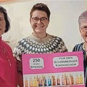 Frauenkreis St. Michael feiert und spendet