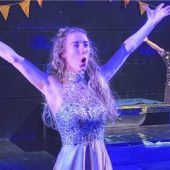„Bilder deiner großen Liebe“ an Silvester im Wasserburger Theater