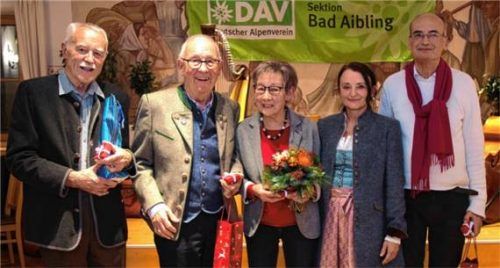Mitglieder, die für 60 Jahre im Verein geehrt wurden. Foto RE