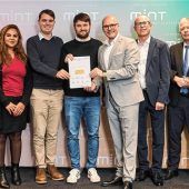 Johann-Rieder-Realschule als „Digitale Schule“ ausgezeichnet