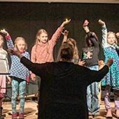 Priener Kinder singen für Rimstinger Senioren