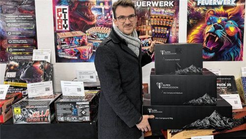 Pyrotechnik mit Herzblut: Manuel Bäuerle kreiert bei „Alpen-Armageddon“ in Rosenheim maßgeschneiderte Pyro-Musicals und setzt dabei auf Qualität statt einfacher Böllerei. Fotos Manuel Bäuerle