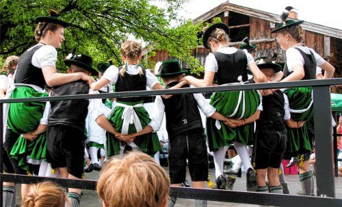 Viele Kinder und Jugendliche sind in den gemeindlichen Vereinen mit vorbildlicher Jugendarbeit integriert. Ein neues Konzept in der Gemeindejugendpflege soll auch Jugendliche außerhalb der Vereine erreichen. Foto Peter Strim