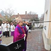 Fast zwei Millionen Euro in Pfarrkirche investiert