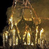 Kirche in Amsterdam durch Brand zerstört