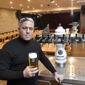 Zapfenstreich für den Sportplatz-Wirt