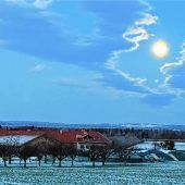 Vollmond mit Engelsflügeln