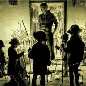 Kinder sammeln für Kinder