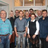 Neue ESV-Vorstandschaft und geehrte Mitglieder