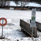 Warnung vor brüchigen Eisflächen
