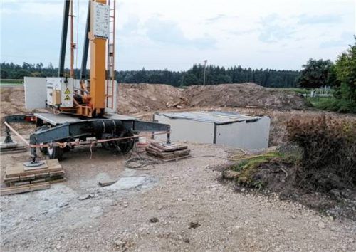 Bau der Wasserzisterne.