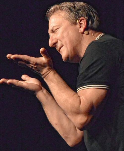 Bot zwei Stunden lang Satire in bester österreichischer Tradition: Robert Palfrader.Foto Rath