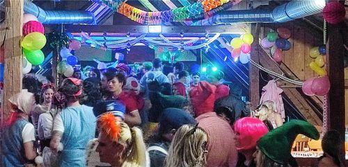 Das Faschingskranzl von Rauchclub und St.Veiter Buam ist ein Muss für alle Faschingsfreunde.Foto Dalhoff