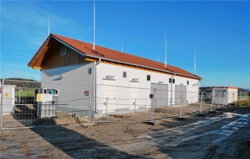 Das Gebäude für eine Rückspeiseverdichteranlage wurde nachträglich befürwortet. Foto Merk