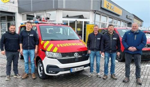 Das neue Auto für die Feuerwehr.Foto Gemeinde Gstadt