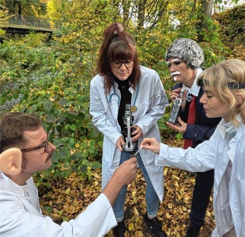 Das Team der Wadlbeißer hat keine Kosten und Mühen gescheut, um sein neues Programm umzusetzen. Dabei wurden verschiedene Sequenzen für einen Film an unterschiedlichen Orten in und um Neumarkt-St. Veit gedreht. Foto Privat