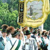 „100 Jahre gibt es nur einmal“