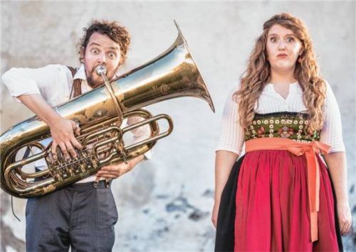 „Der famose Freistaat“ ist eine humorvolle Bayern-Expedition mit Franziska Wanninger. Foto AGENTUR HOFSTETTER