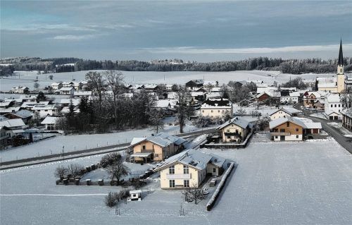 Der Gemeinderat Pittenhart hat in seiner jüngsten Sitzung den Entwurf für den Haushalt 2026 und den Finanzplan bis 2029 beraten und die Finanzierung des Tourismus über die „Chiemgau GmbH“ bis 2030 festgelegt. Foto Künzner-Hingerl
