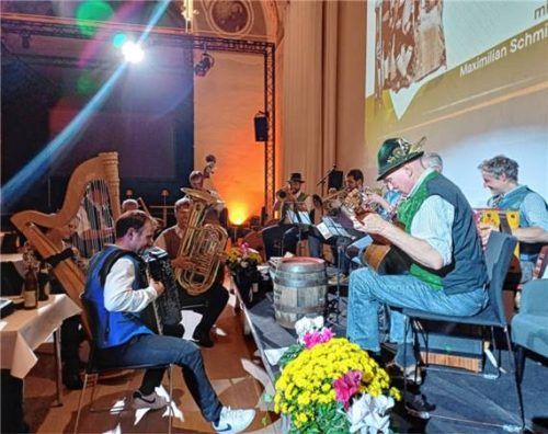 Der Musikanten-Hoagart „Live Aufgspuit Traunstein“ startet schwungvoll und zünftig ins neue Jahr. Foto re