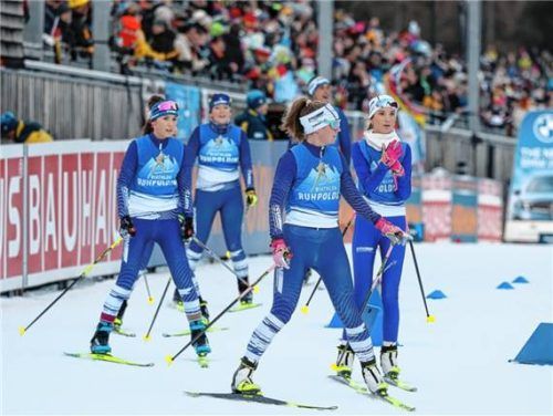 Der Nachwuchs des SV Chiemgau fungierte als „Spurkommando“. Foto Hans Weitz