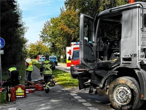 Die damalige Unfallstelle zwischen Seeon und Rabenden. Foto Freiwillige Feuerwehr Seeon