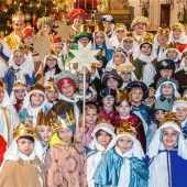 Beeindruckende Sternsinger-Schar: Stadtteilkirche Am Wasen sendet fast 120 Kinder aus