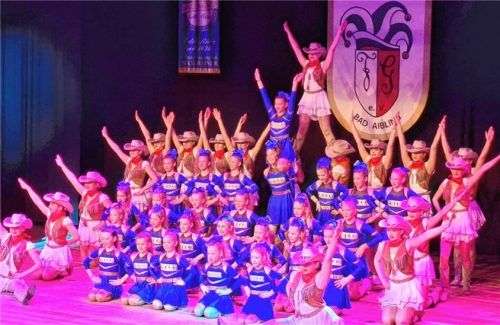 Die Kinder und Jugend der Faschingsgilde Bad Aibling. Fotos Hecht