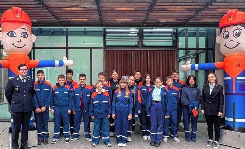 Die Mannschaft der Jugendfeuerwehr Maitenbeth nach dem erfolgreich abgelegten Wissenstest in Aschau. Fotos richterstetter
