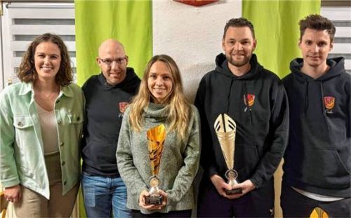 Die Tischtennis-Vereinsmeister: (von links) Marina Baumgartl, Peter Drschka, Chiara Höhler, Florian Gaspar und Fabian Nagelsdiek. Foto re