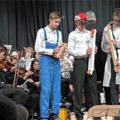 Musik für Klavier, Sandpapier und Cello