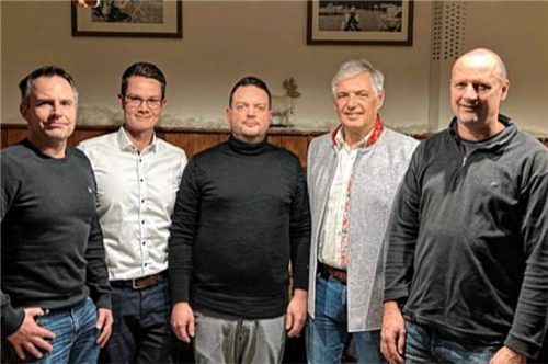 Ein Teil der Kandidaten der Wählergruppe „Wir für Haag“ bei der Aufstellungsversammlung. Foto re