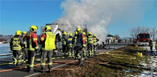 Ein tödlicher Unfall ereignete sich am Montagvormittag auf der Kreisstraße RO35 bei Schonstett. Foto Barth