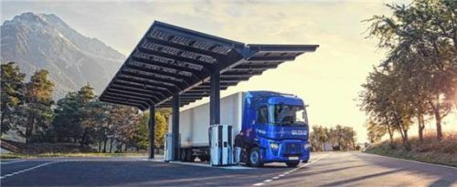 Elektrischen Lkw laden: Dafür gibt es jetzt eine Karte im Netz. Foto AUM