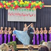 Fulminanter Faschingsauftakt in Surberg