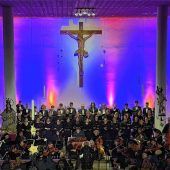 Aus der Mitte entspringt ein Bach