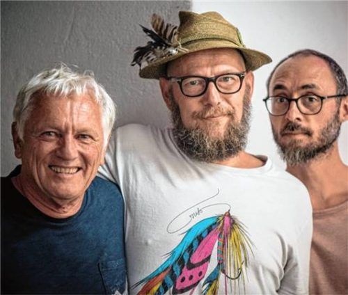 „Isara rapidus“ heißt das erste gemeinsame Programm von (von links) Josef Brustmann, Sebastian Horn und Benni Schäfer.Foto  re