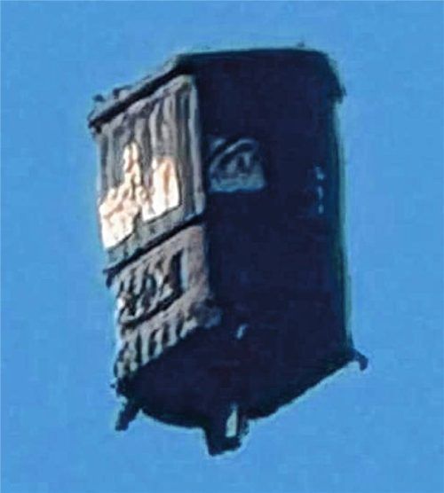 Schwebte an Neujahr wirklich ein UFO übers Mangfalltal oder war es doch nur ein besonderer Heißluftballon? Dieser Flugkörper war über der Region zu sehenFoto Gregg