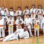 Erfolgreiche Karate-Gürtelprüfungen in Feldkirchen