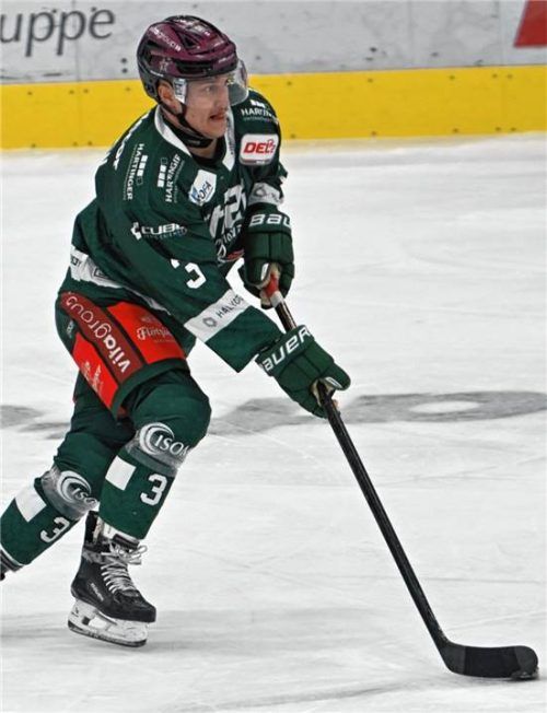 Teemu Pulkkinen belohnte sich an seinem Geburtstag mit einem Tor und dem Derbysieg gegen Landshut.Foto Ziegler